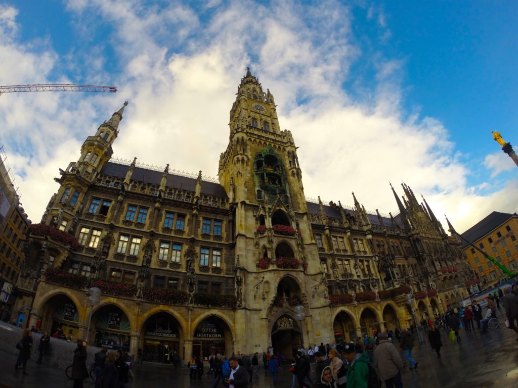 You can see the Glockenspiel show at the Rathaus in Marienplatz