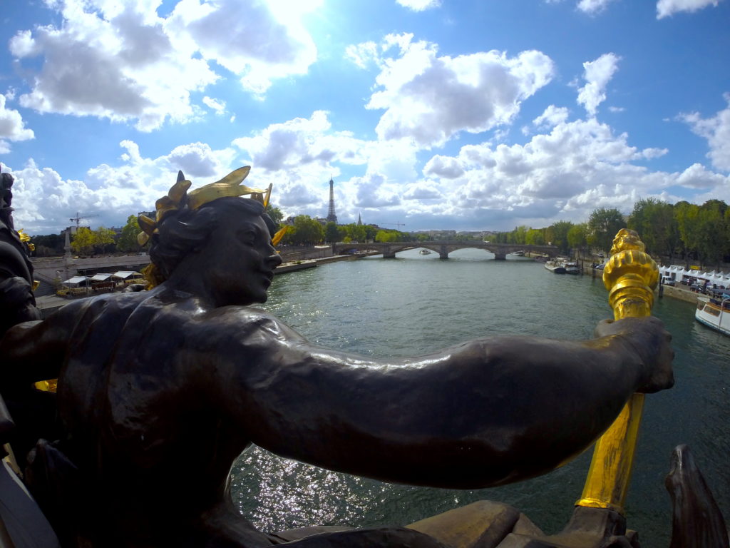 Walk from the Champs-Élysées to Les Invalides over Port Alexandre III!